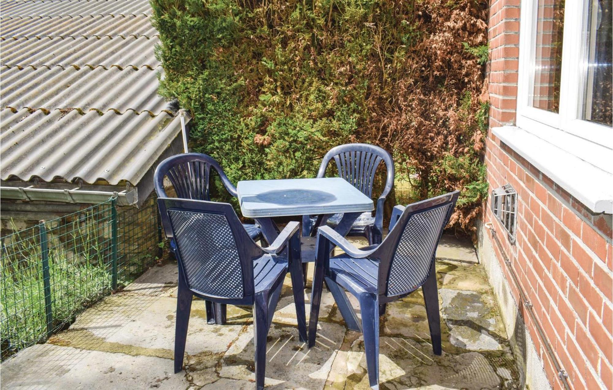 1 Bedroom Nice Home In Lierneux Exterior foto